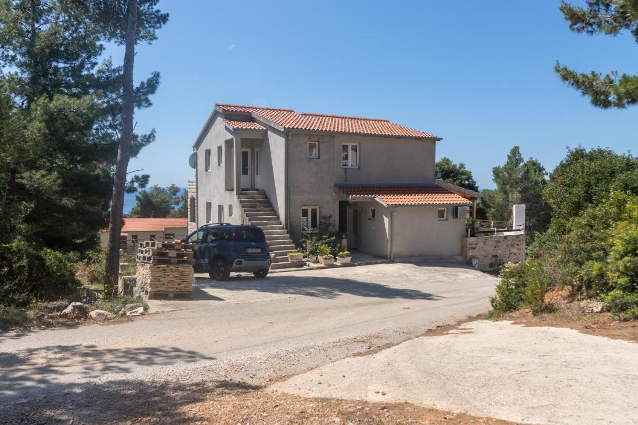 Apartments With A Parking Space Ivan Dolac, Hvar - 15784 Dış mekan fotoğraf